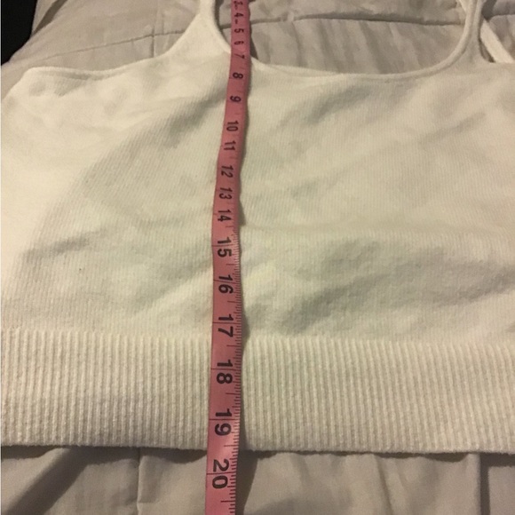 Old Navy XL white cozy cropped sweater tank top NWT - Picture 4 of 7
